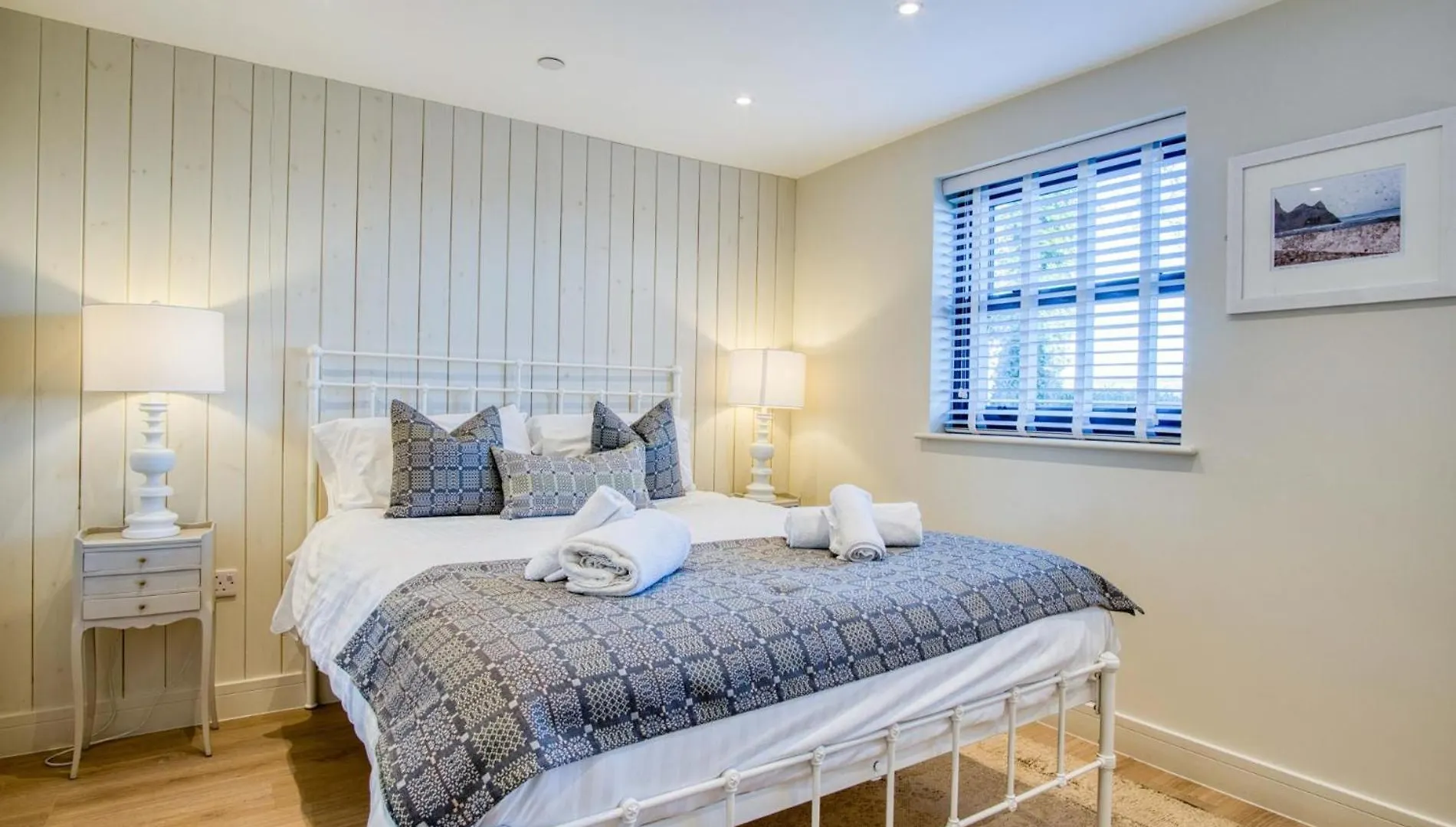 Holiday home Ty Florence - 3 Bedroom Cottage - Bayview Oxwich United Kingdom