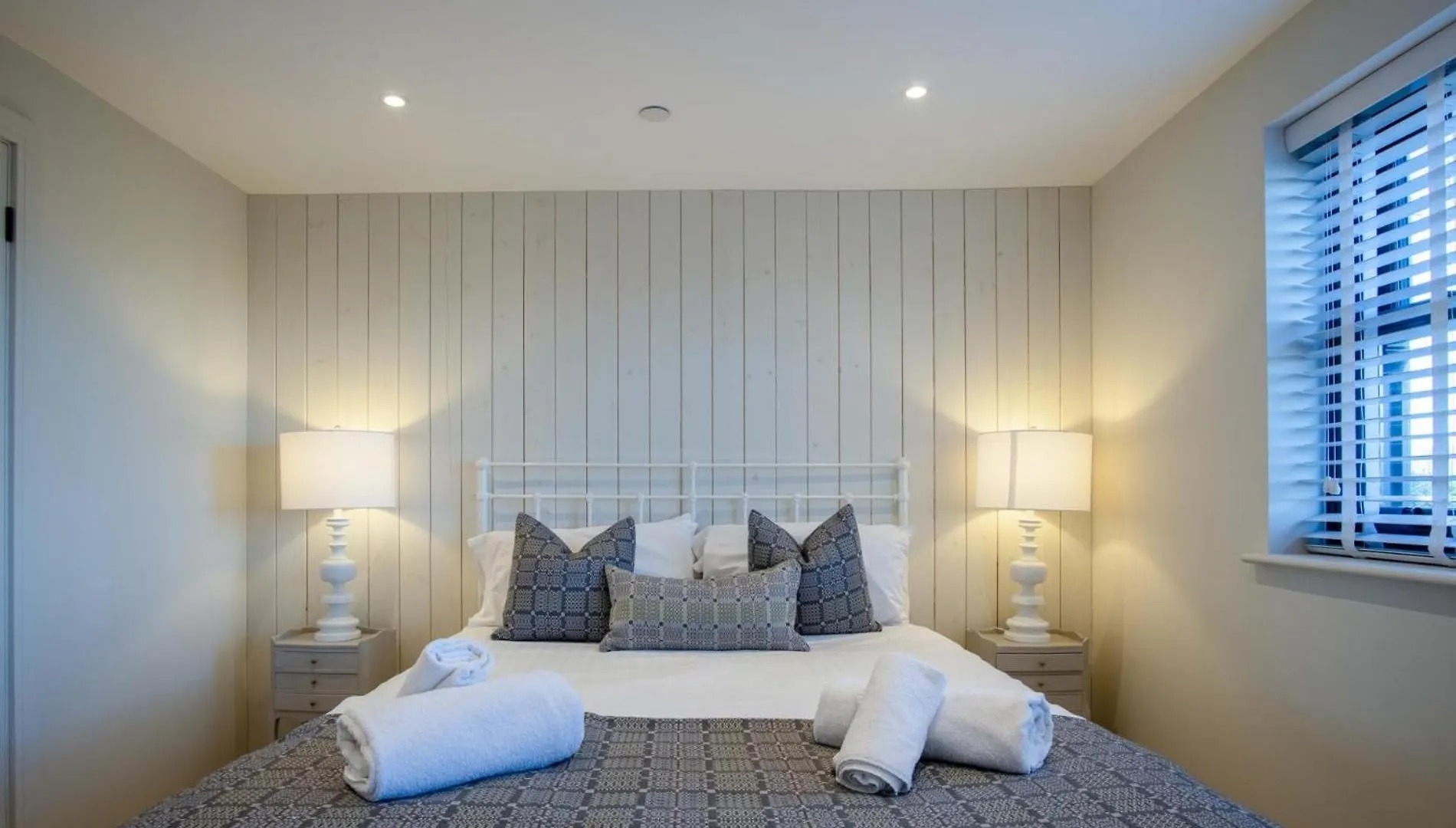 Ty Florence - 3 Bedroom Cottage - Bayview Oxwich